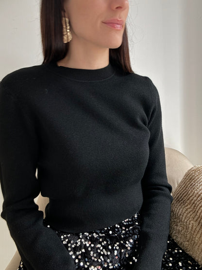 MAGLIONE IN FILO GIROCOLLO NERO