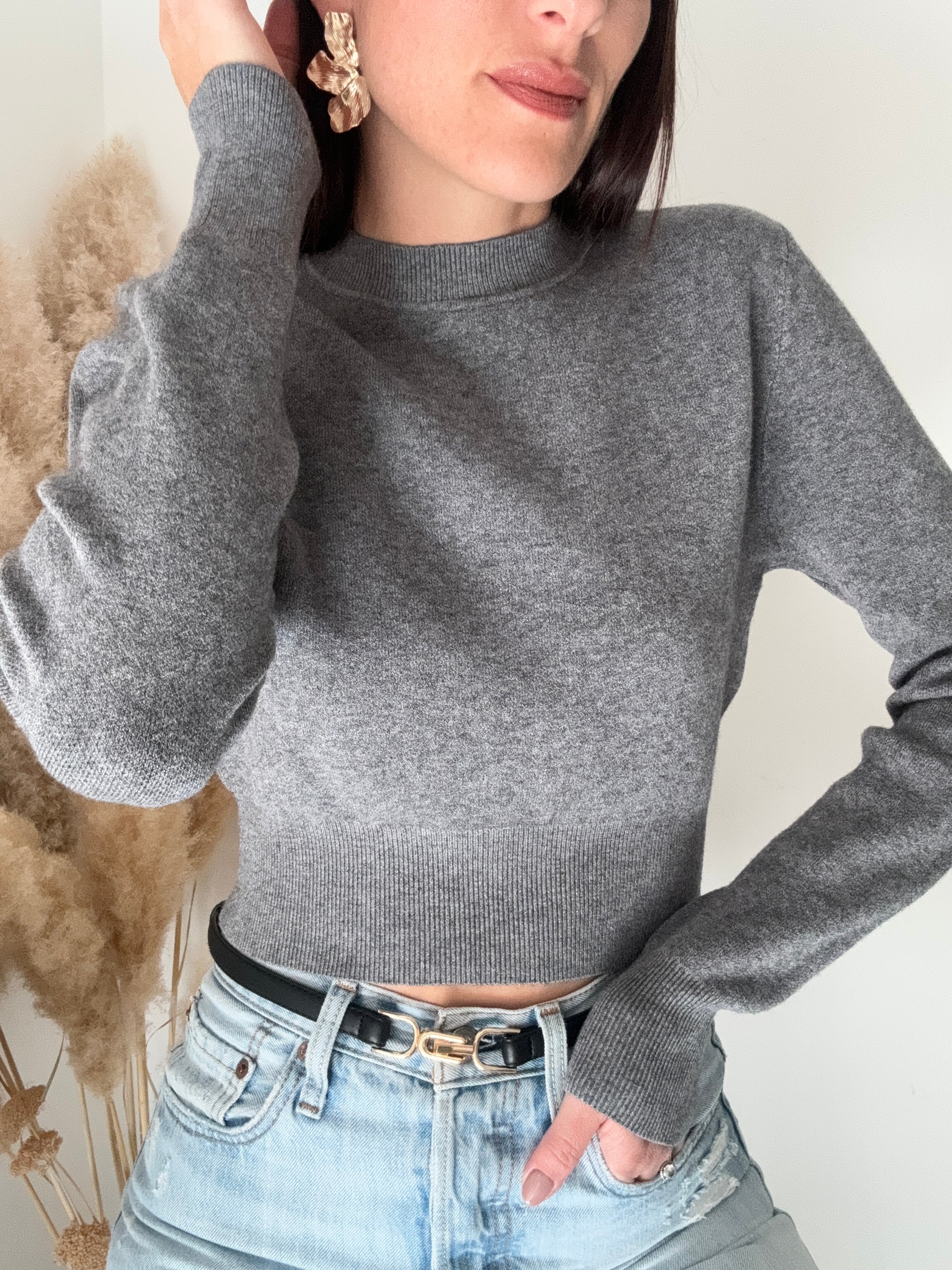 MAGLIONE IN FILO GIROCOLLO GRIGIO